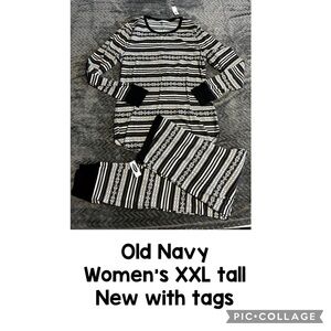 Old Navy Black and White Patterned Pajama Set